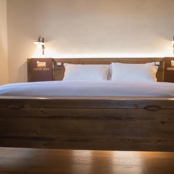 Casale Madonna Grande Wine Resort, hotel in Portocannone