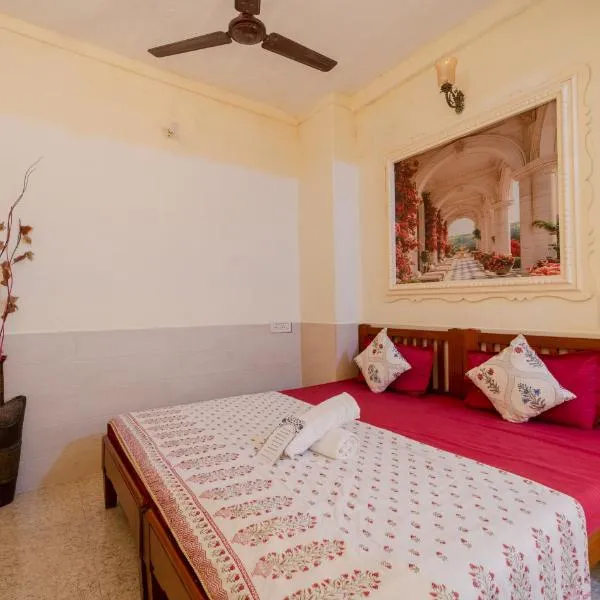 Travellers Home-A Luxury Stay In Jaipur City Center, hotel u gradu 'Jaipur'