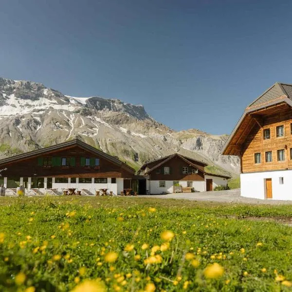 Berghotel Engstligenalp Adelboden: Adelboden şehrinde bir otel