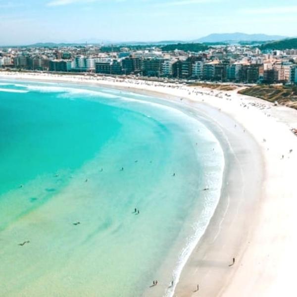 Espaçosa e confortável cobertura em Cabo Frio
