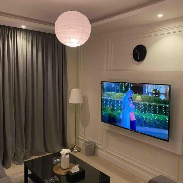 شقة فاخره, hotel en Quai
