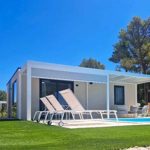 Amadria Exclusive Beach Villa, hotel en Šibenik