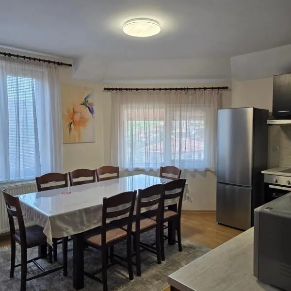 Apartment VEDA 2, hotel in Veliko Tŭrnovo