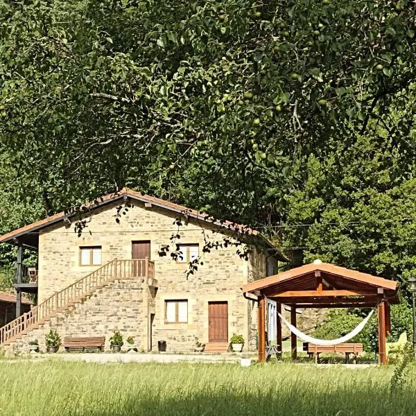 Las Casucas del Cartero, hótel í Cantabria