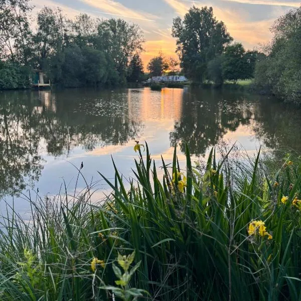 Les Rives De Bel Air - Hébergements - Camping - Caravaning, hotel em Saint-Siméon