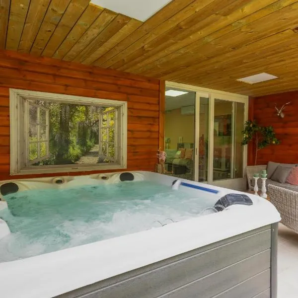 Wellness Studio Tiel met sauna en jacuzzi – hotel w mieście Tiel
