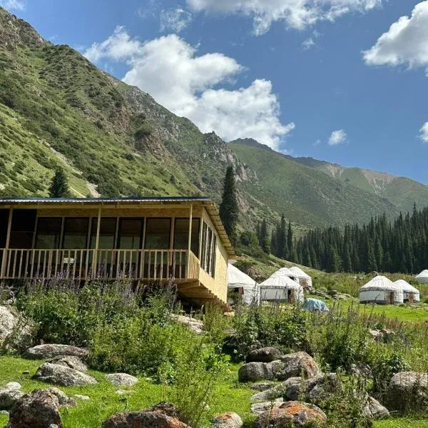 Abay Yurts - Altyn Arashan, hotel in Altynarasan