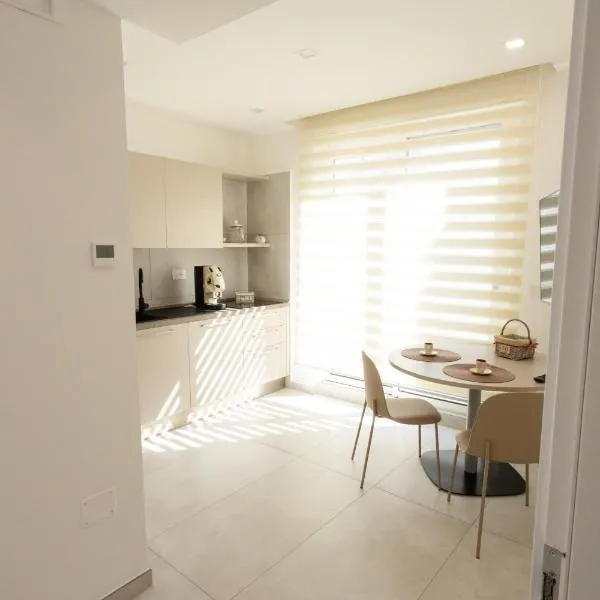 Dimora al Campanile, hotel v destinaci Manfredonia