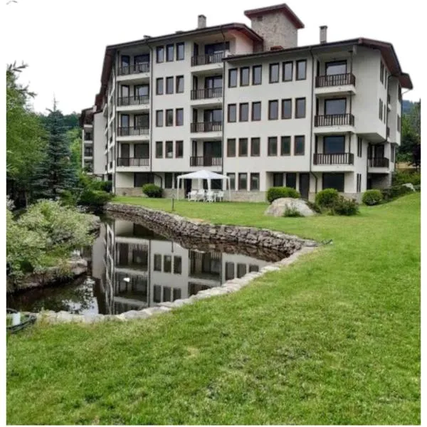 Апартамент "Rodopi" с Гледка към Езеро Безплатен Подземен Гараж, hotel i Smolyan