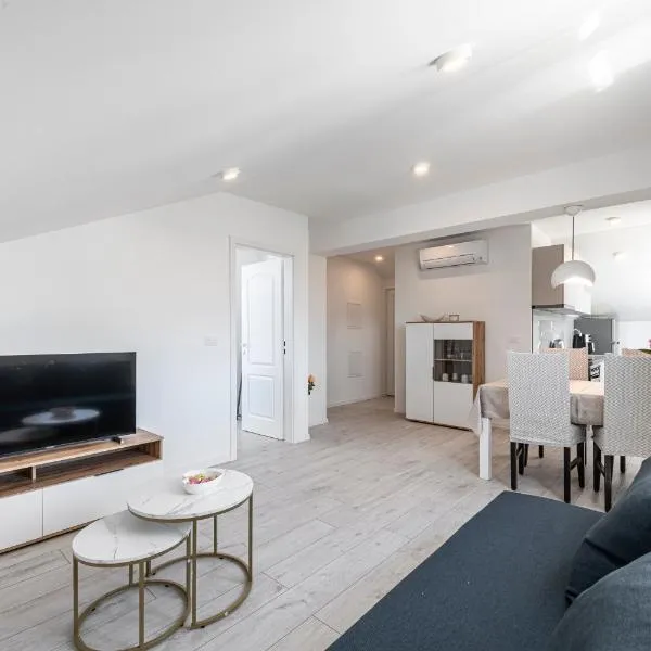 Rudina Apartment near Dubrovnik with free parking，Čibača的飯店