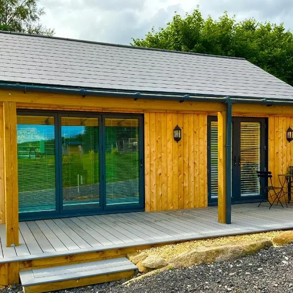 The Jeep House in the Area of Outstanding Natural Beauty, hotel en Liskeard