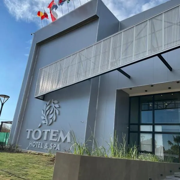 Tótem Hotel & Spa, hotel di San Martín