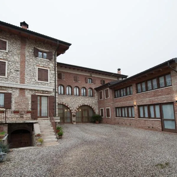 Agriturismo Corte Galvani, hotel v destinaci Negrar