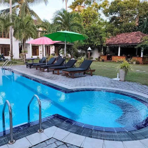 Vijai Resort, hotel v Negombu