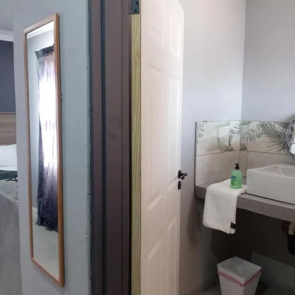 Galaxy Bed and Breakfast, hotel v destinaci Butha-Buthe