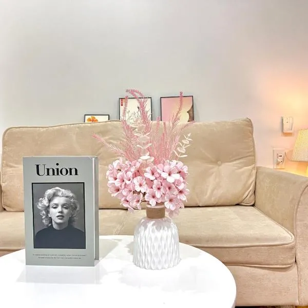 HPT Home II Vinhome Marina chuỗi Apartment - Homestay, hotel u gradu Hajfong
