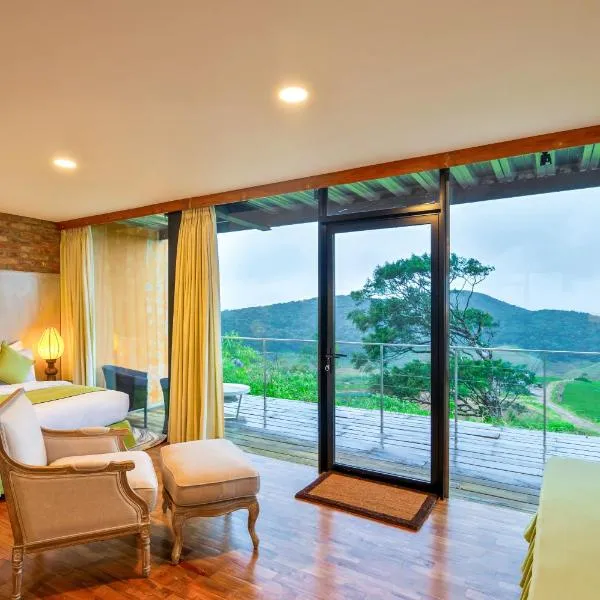The Plains Green, hotel in Ambawela
