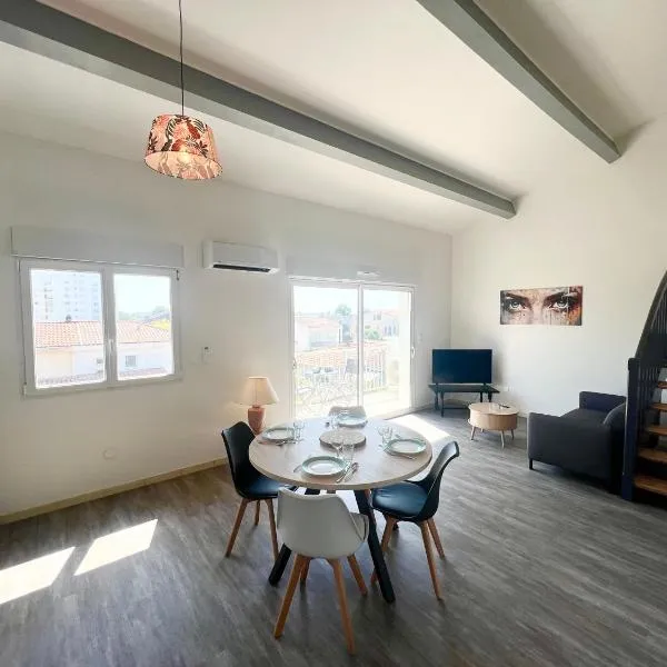 Le Spacieux - Royan, Wifi & Balcon, hotel in Royan