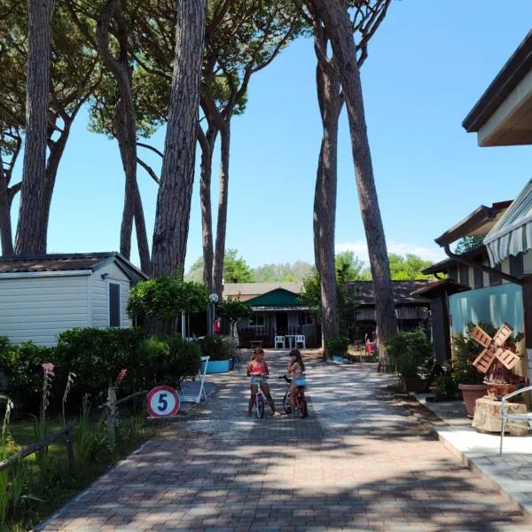 EDERA Parco Vacanze, hotel v destinaci Marina di Massa