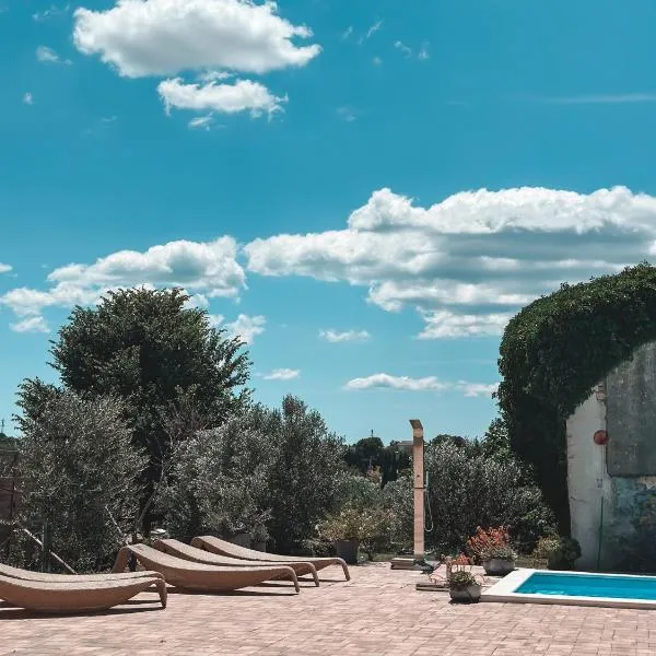 Holiday Home Sofia - quiet village&quick highway close to Biograd na Moru and Zadar, Hotel in Benkovac