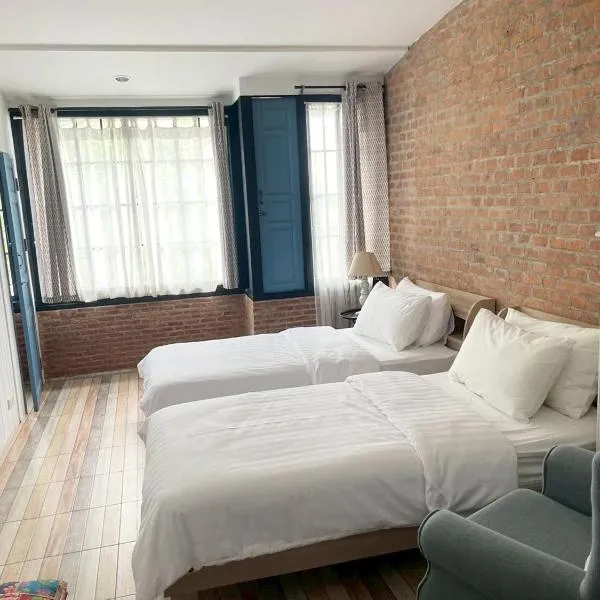 fio's house by the sea, hotel in Cha Am