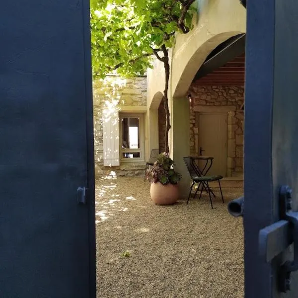 Maison La Petite Cour - Spa, ξενοδοχείο σε Visan