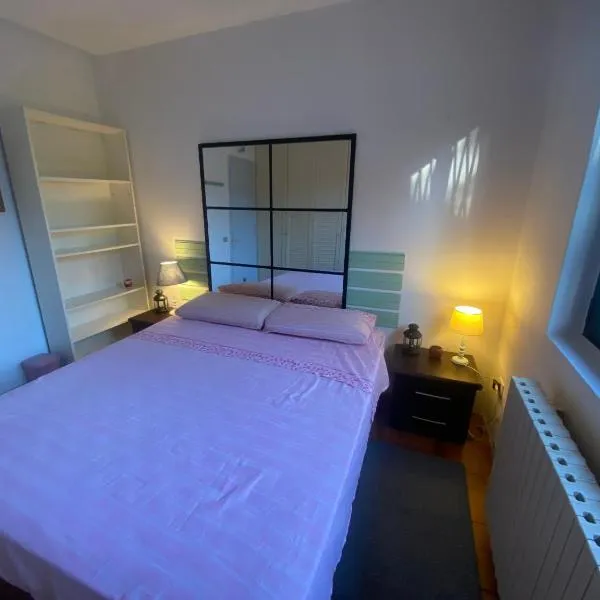 Affittacamere La Quiete, hotel v destinaci Arona