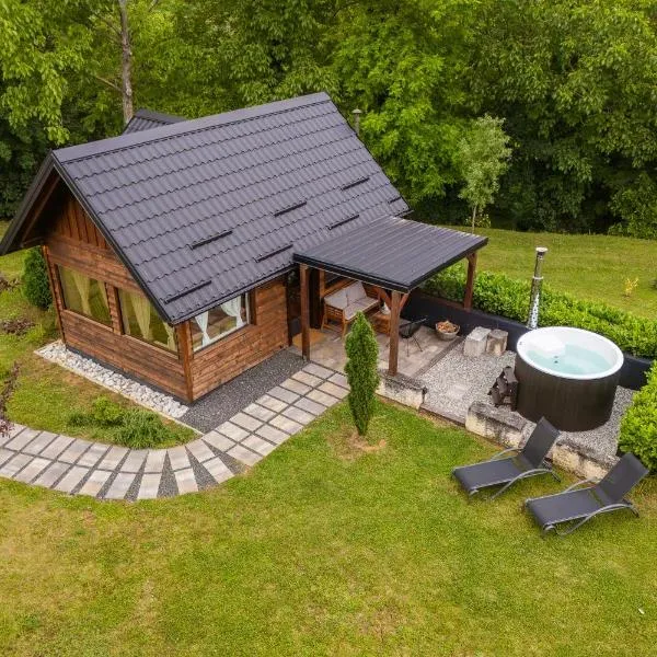 Mini Hill - Tiny House, hotel v destinaci Gorušenjak