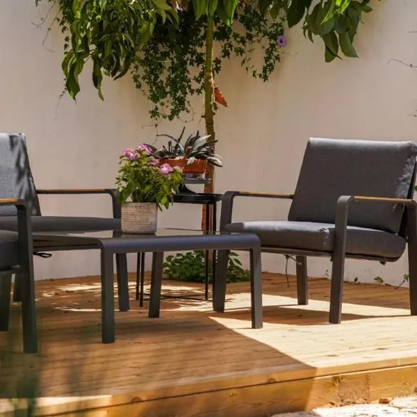 Villa Ono at Bar Ilan University and Sheba Hospital, hotel em Qiryat Ono