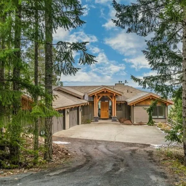 Mountain House of Wonder, hotel in Qualicum Beach