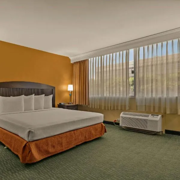 Airport Honolulu Hotel, Trademark Collection by Wyndham, hótel á Honolulu