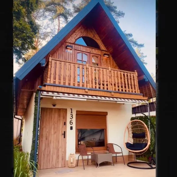 Żagiel Domek letniskowy nad Jeziorem Przeczyckim, hotel v destinaci Boguchwałowice
