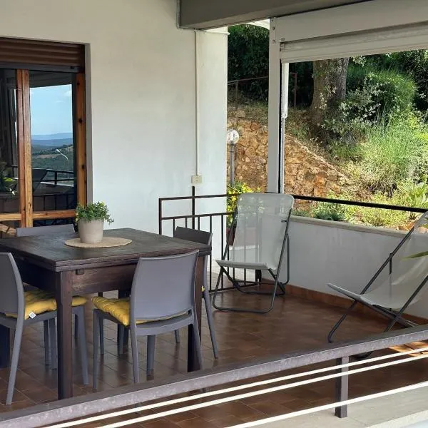 Ferienwohnung Dolce Vita Toskana - Massa Marittima mit Parkplatz und Fahrradkeller, hotel in Massa Marittima