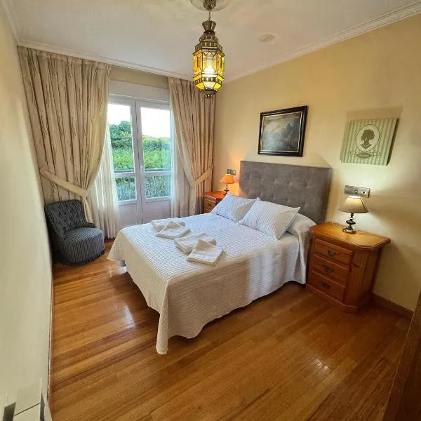 Apartamento Arnela Foz, hotel v destinaci Foz