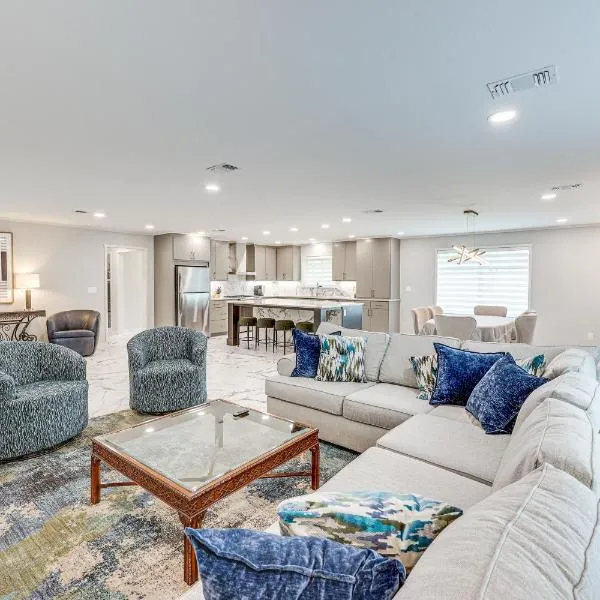 < 1 Mi to SAU: Newly Renovated Home w/ Yard!, hotel en Magnolia