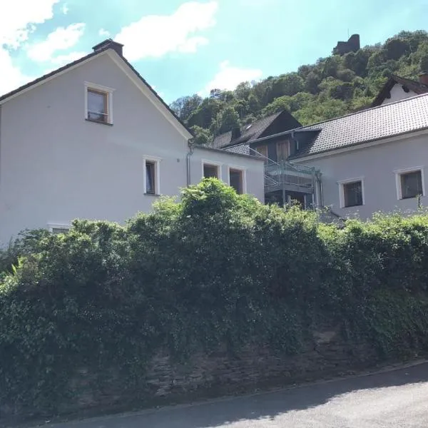 Rheinliebe Bistro und Pension, hotel v destinaci Lorch am Rhein
