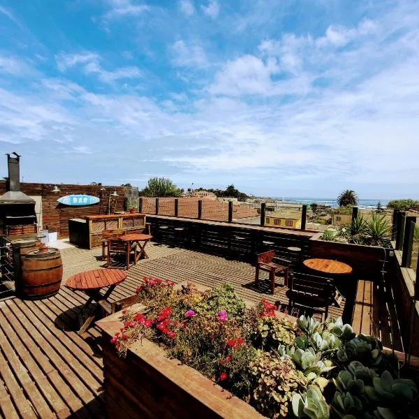 LÖF Hostal, hotel v destinaci Pichilemu