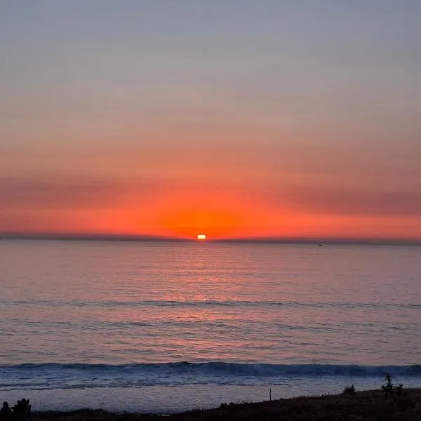 1st floor apartment, sea view, hotel in Larache