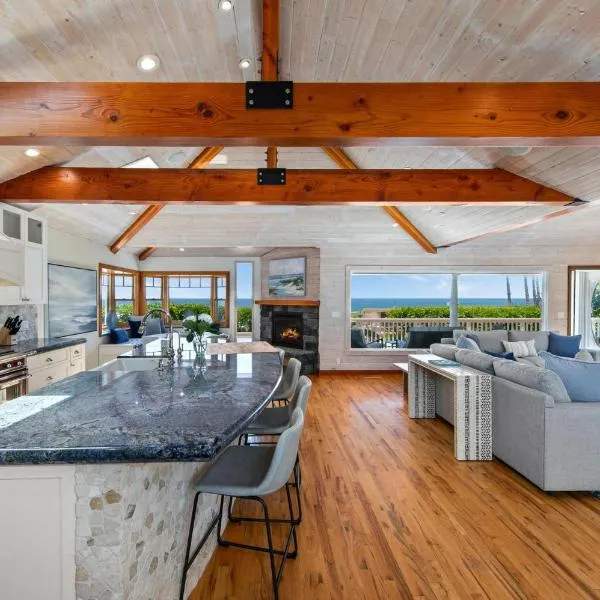 Pacific Beach Oceanfront Compound with Casita