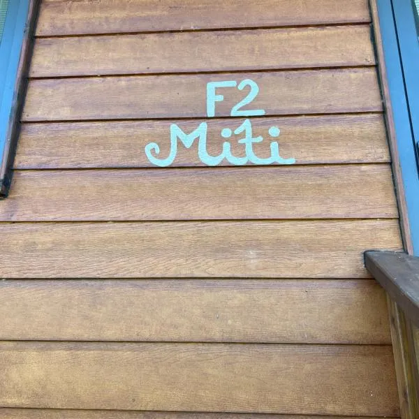 Parea Lodge Huahine BUNGALOW F2 #Miti, hotel v destinaci Parea