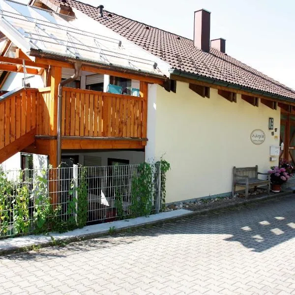 Ferienwohnungen Im Löwengründle, hotel in Unterkirnach