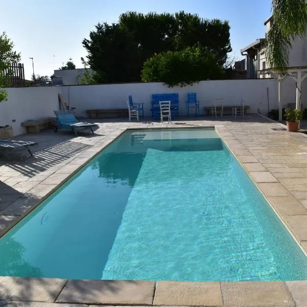 Borgo dei Filitti - B&B artistico - Piscina Solarium & Enoteca, hotel in Palmariggi