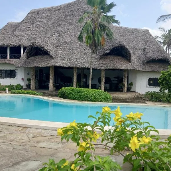 Sunny garden rooms Watamu, hotel v destinaci Watamu