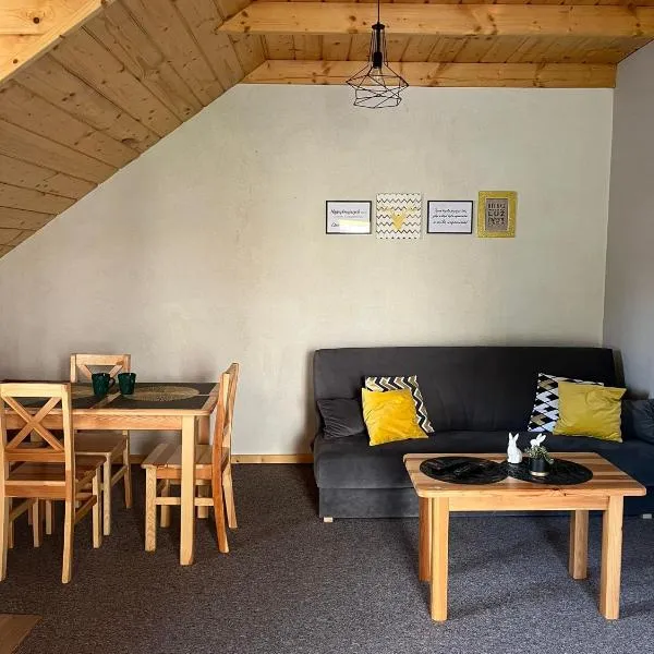 Zwardoniówka Apartamenty pod Orawcową, hotel v destinaci Zwardoń