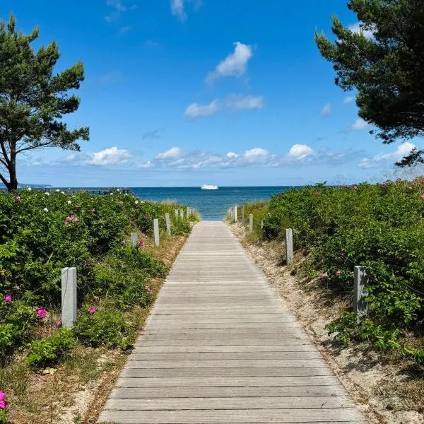 Strandstudio 19, Exklusive Wohnung, erste Reihe, Strand, Kamin, khách sạn ở Binz