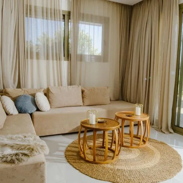 Homey Comfort and Elegance at Olive Grove!, hotel in Agios Nikolaos