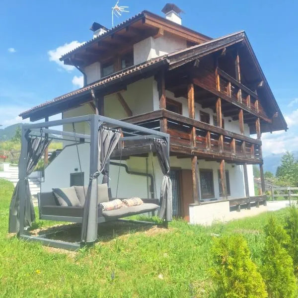 Apartment Chalet Naturalp, hotel en Cavalese