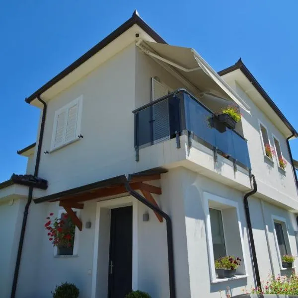 Marena B&B, hotel v destinaci Pogradec