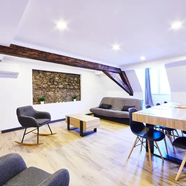 TH 202 Charmant 4 pièces en duplex au 2ème étage pour 7 personnes, hotel din Thann