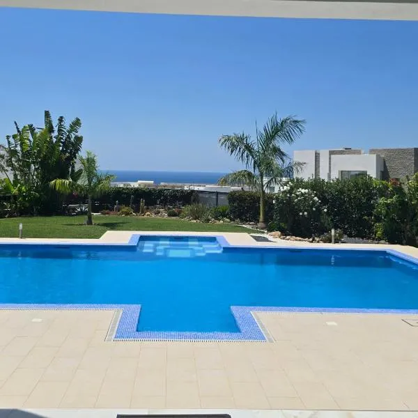 Villa Valeriya Vista al mar: Marbella'da bir otel